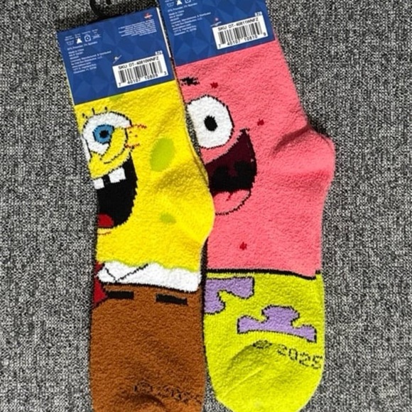 SpongeBob and Patrick Fuzzy Socks - Set of (2) - Picture 2 of 3